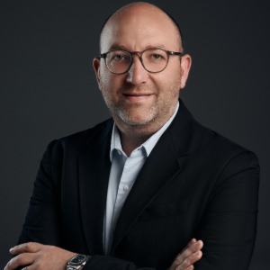 speaker photo