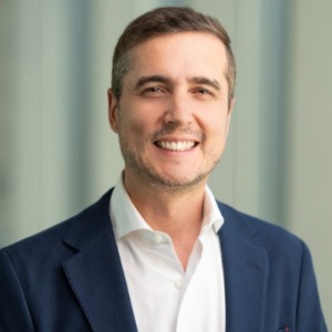 speaker photo