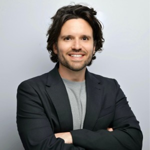 speaker photo