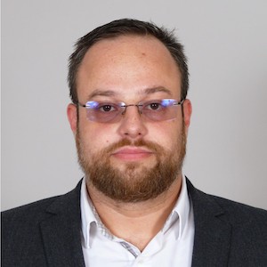 speaker photo