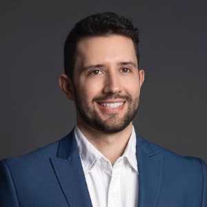 speaker photo