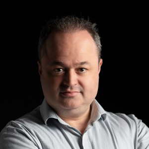speaker photo