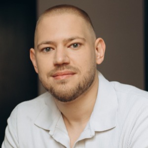speaker photo