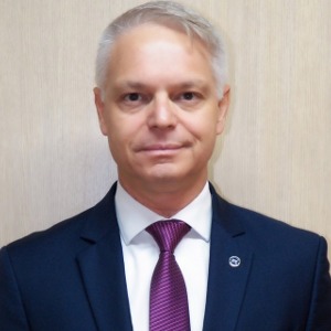 speaker photo