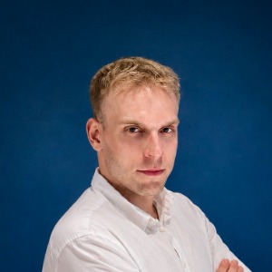 speaker photo