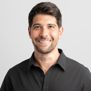 speaker photo