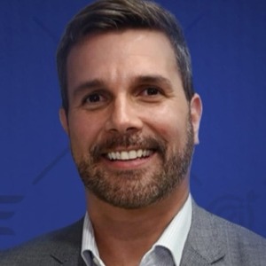 speaker photo