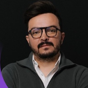 speaker photo