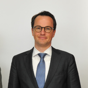 speaker photo