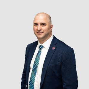 speaker photo