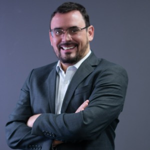 speaker photo