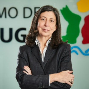 speaker photo