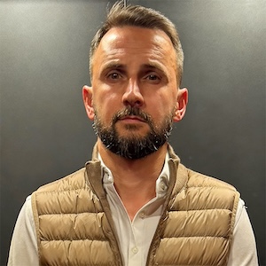 speaker photo
