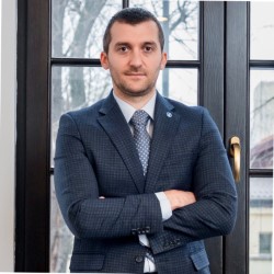 speaker photo