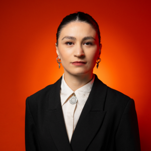 speaker photo