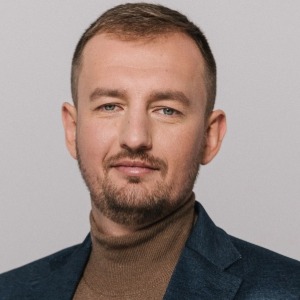 speaker photo