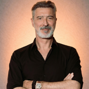 speaker photo