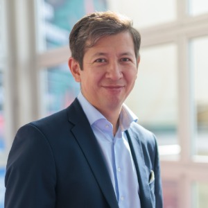 speaker photo