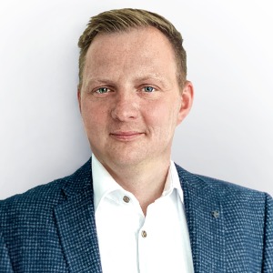 speaker photo