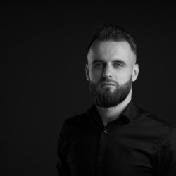 speaker photo