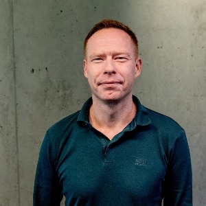 speaker photo